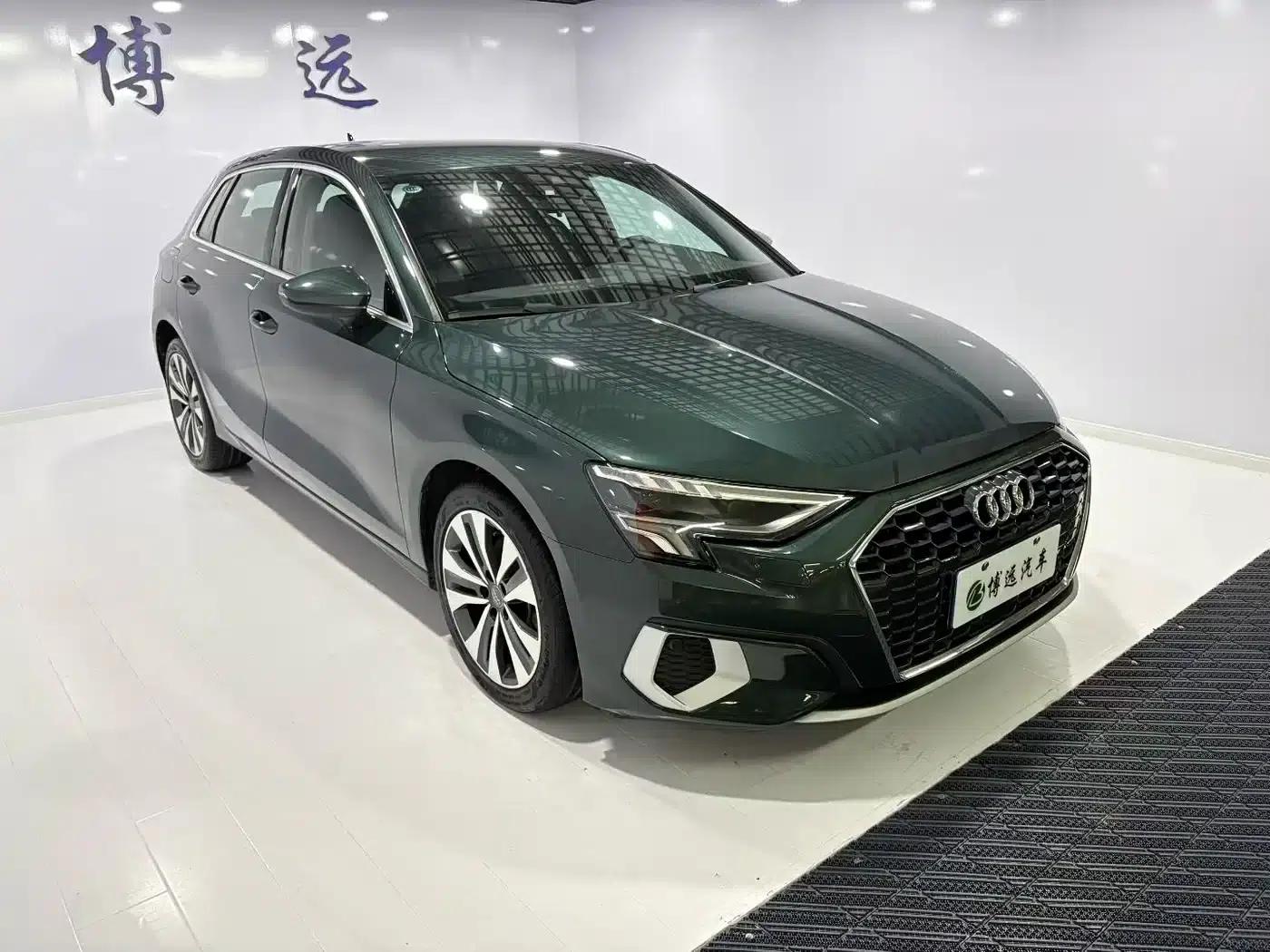 Audi A3 2022 Sportback 35 TFSI Fashionable Elegant Model — миниатюра 2