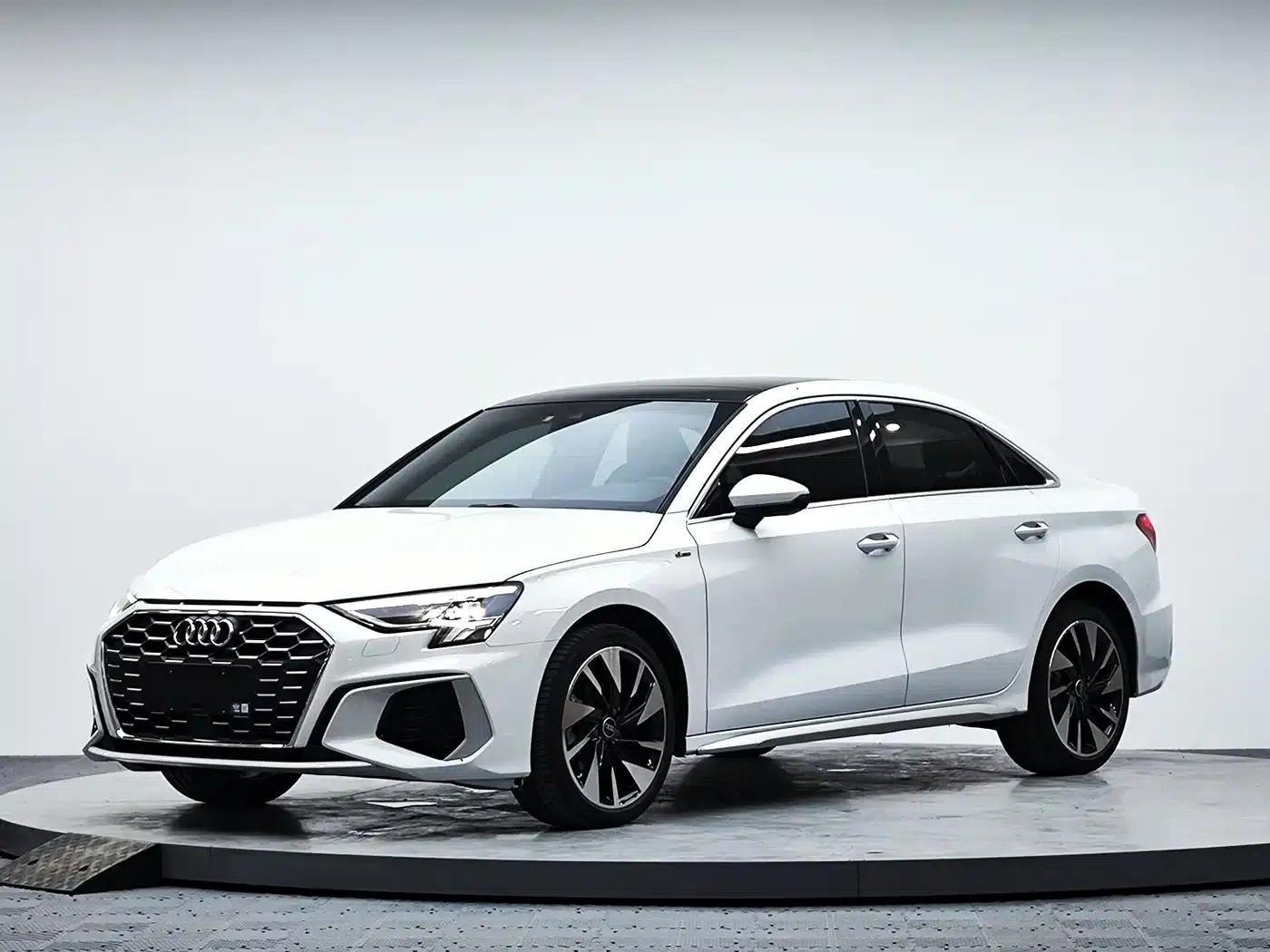 Audi A3 2023 Facelift A3L Limousine 35 TFSI Sporty Edition — миниатюра 1