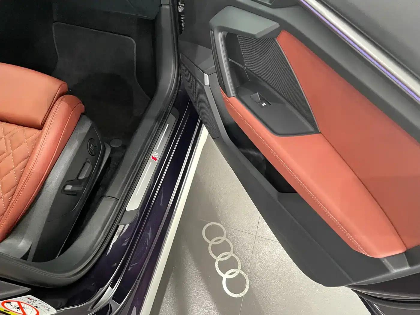 Audi A3 2025 A3L Limousine 35TFSI Flying Spur Premium Edition — миниатюра 11