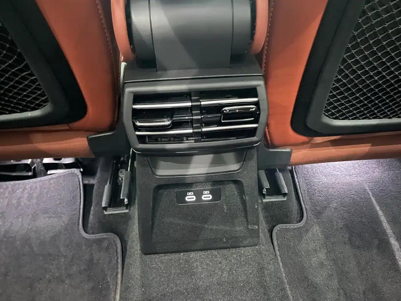 Audi A3 2025 A3L Limousine 35TFSI Flying Spur Premium Edition — миниатюра 13