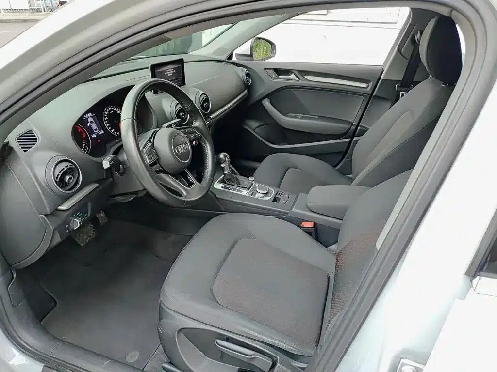 Audi A3 2018 30th Anniversary Edition Limousine 35 TFSI Progressive — миниатюра 7