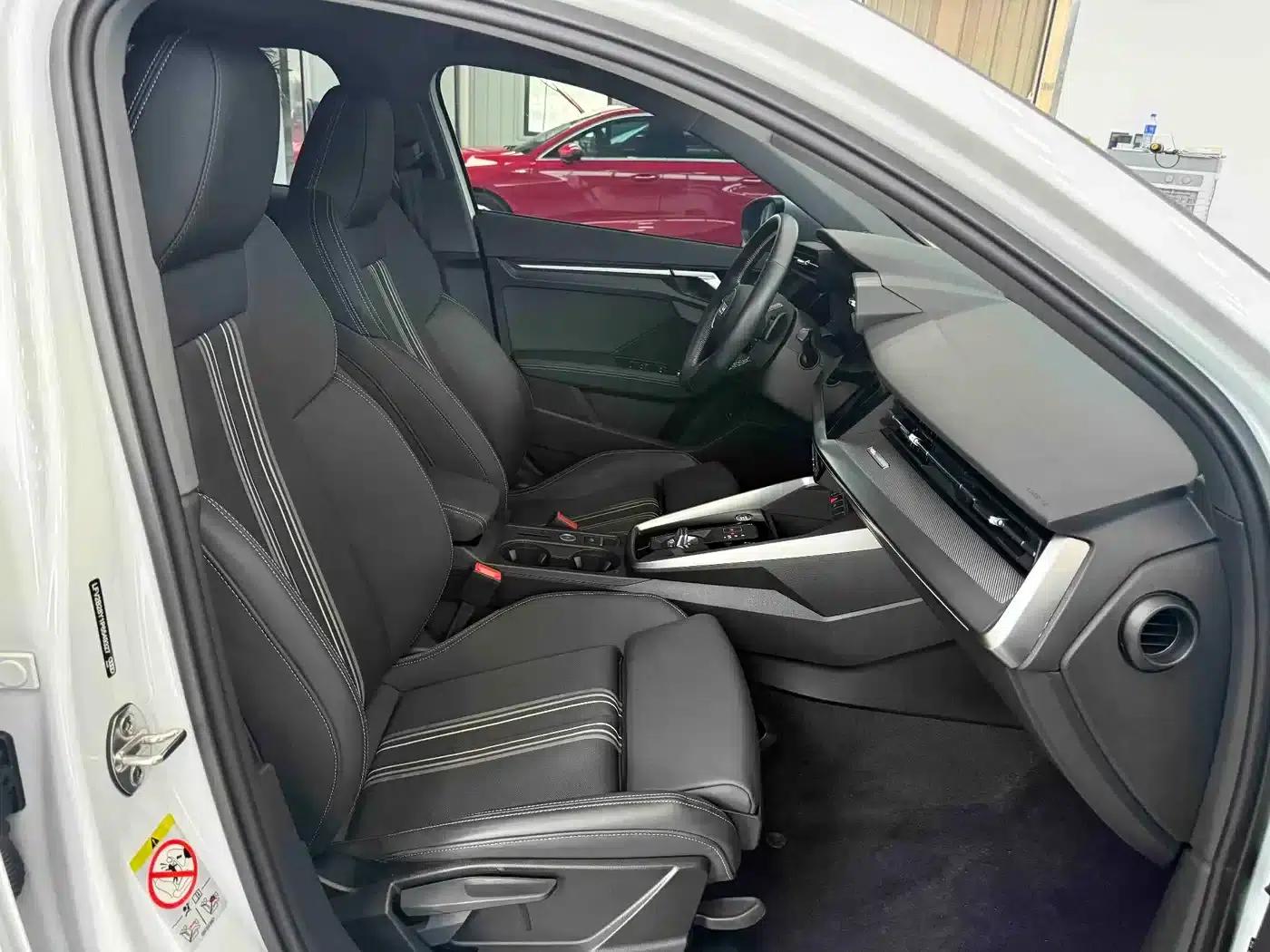 Audi A3 2023 Sportback 35 TFSI Fashion Sport — миниатюра 21