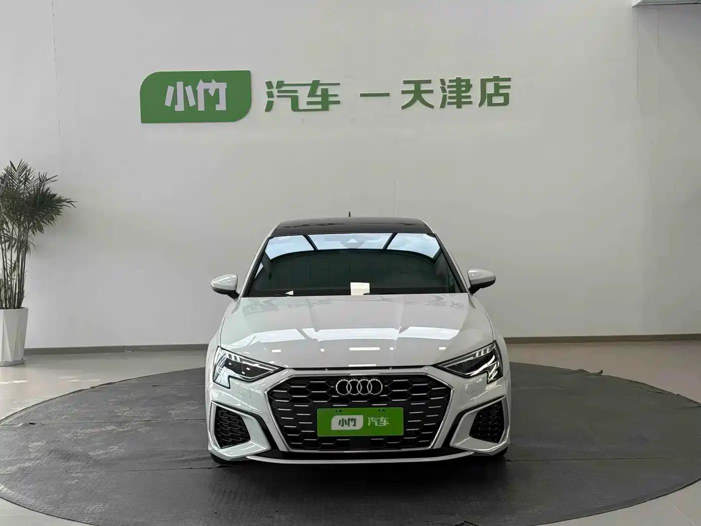 Audi A3 2023 Sportback 35 TFSI Fashion Sport — миниатюра 4