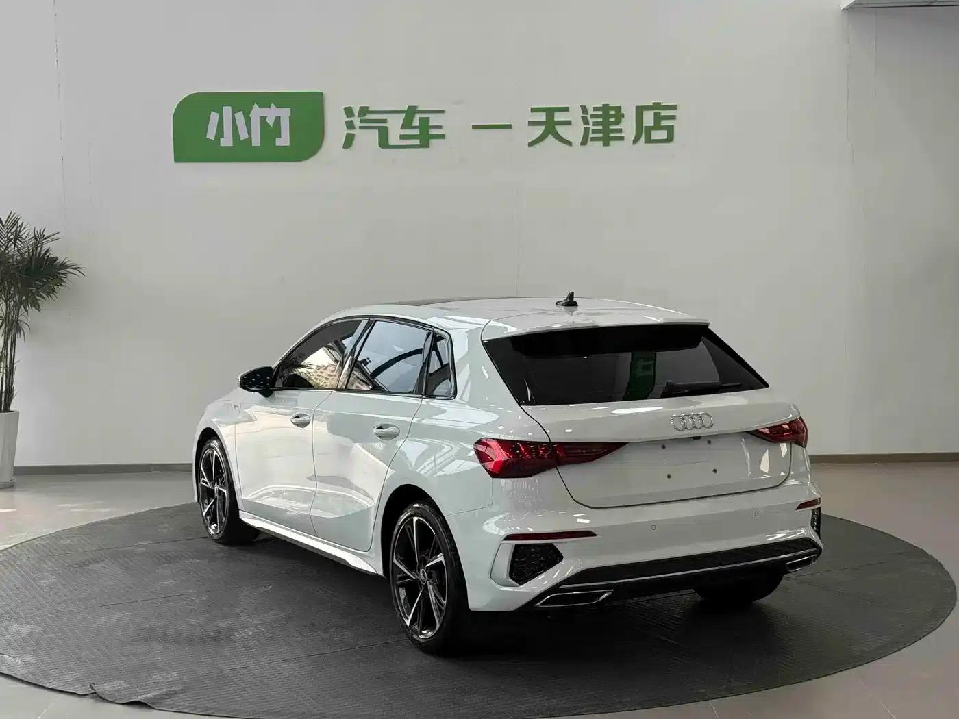 Audi A3 2023 Sportback 35 TFSI Fashion Sport — миниатюра 6