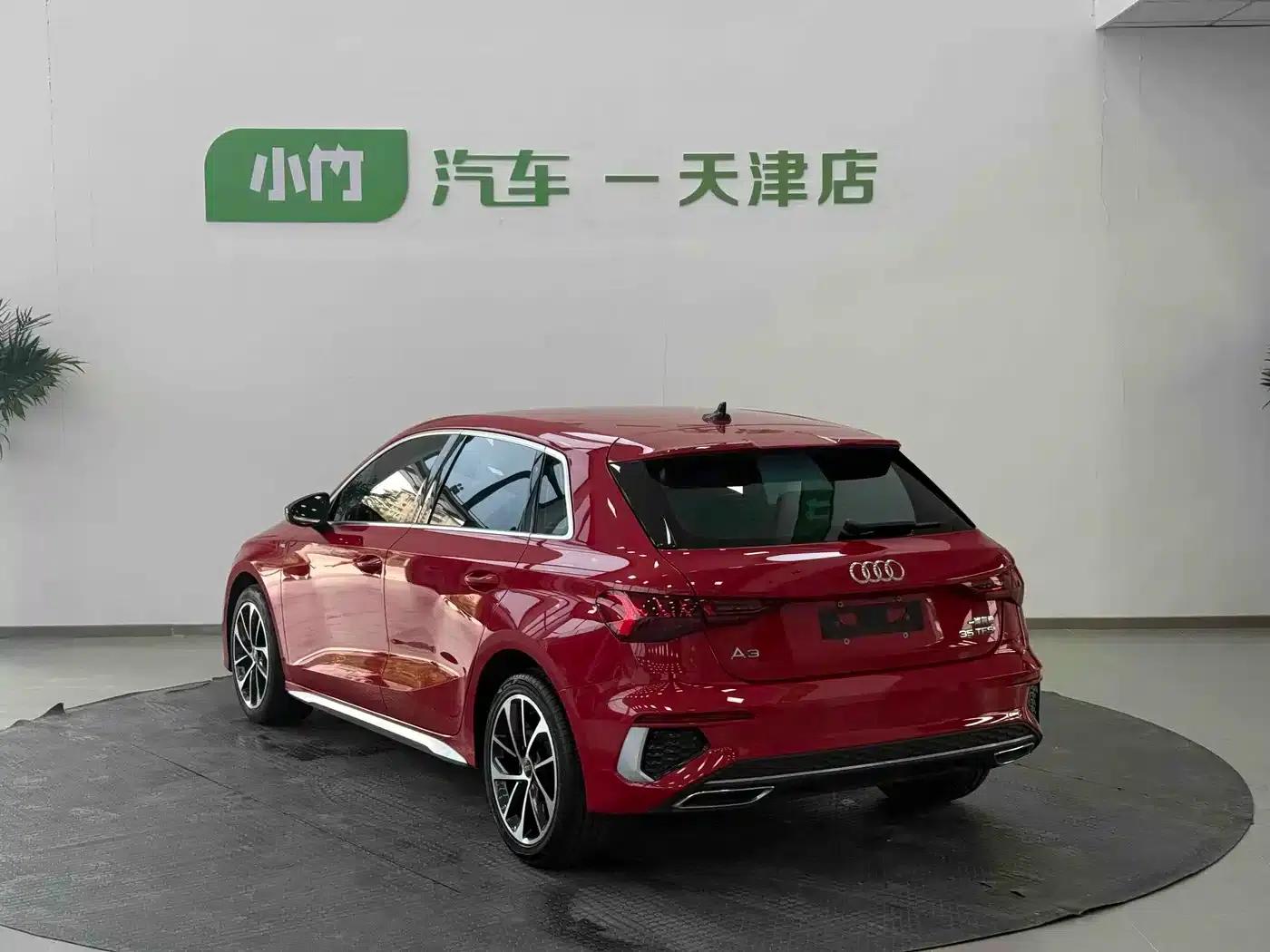 Audi A3 2022 Sportback 35 TFSI Progressive Sport — миниатюра 3