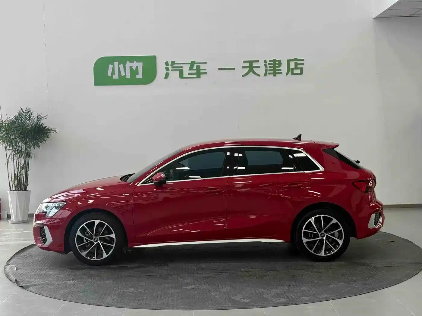 Audi A3 2022 Sportback 35 TFSI Progressive Sport — миниатюра 5