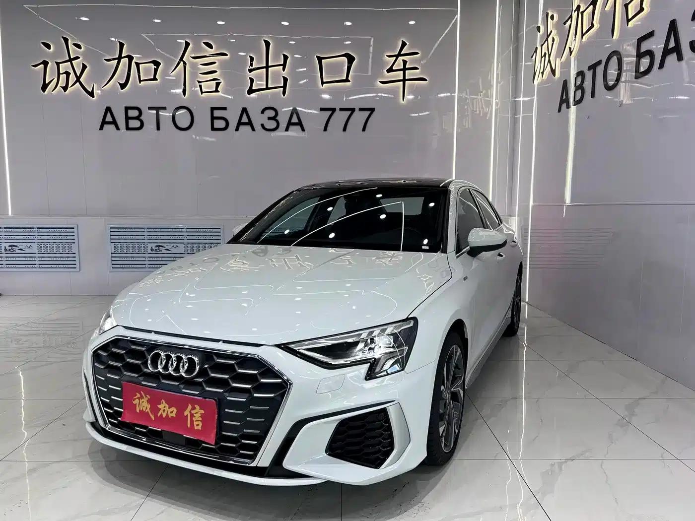 Audi A3 2023 Facelift A3L Limousine 35 TFSI Luxury Sport — миниатюра 1