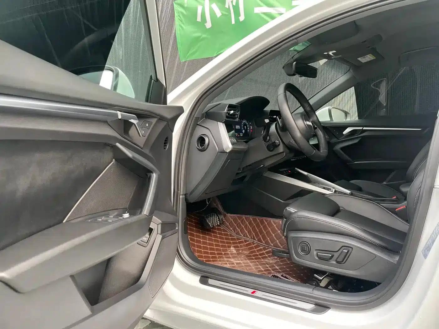 Audi A3 2023 Facelift Sportback 35 TFSI Progressive Sport — миниатюра 19