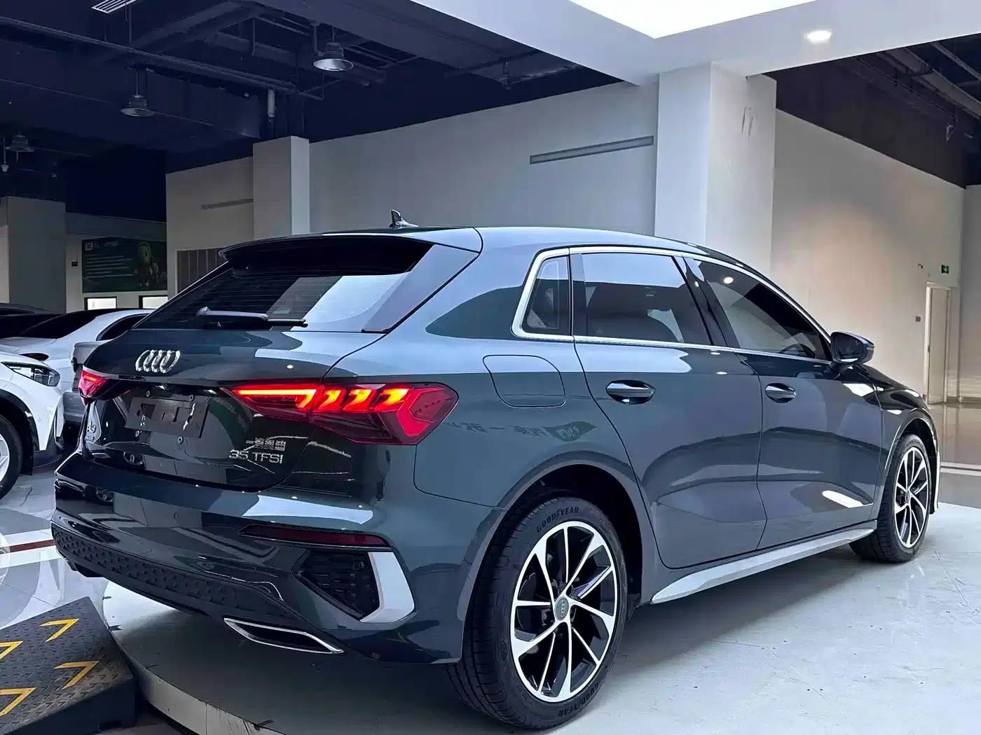 Audi A3 2022 Sportback 35 TFSI Progressive Sport — миниатюра 6