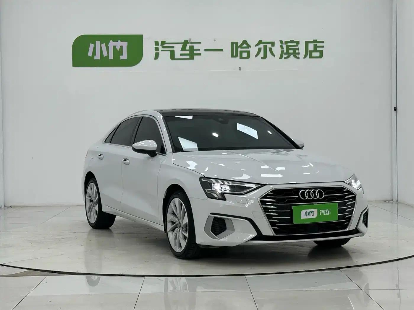Audi A3 2023 Facelift A3L Limousine 35 TFSI Fashionable Elegant Model — миниатюра 3