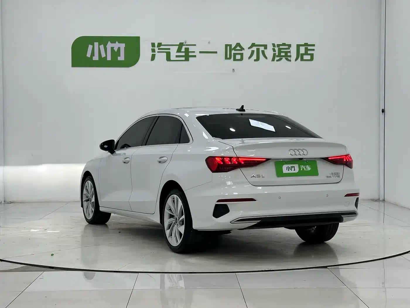 Audi A3 2023 Facelift A3L Limousine 35 TFSI Fashionable Elegant Model — миниатюра 4