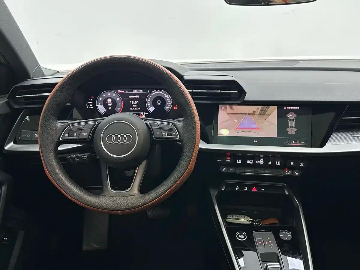 Audi A3 2023 Facelift A3L Limousine 35 TFSI Fashionable Elegant Model — миниатюра 10