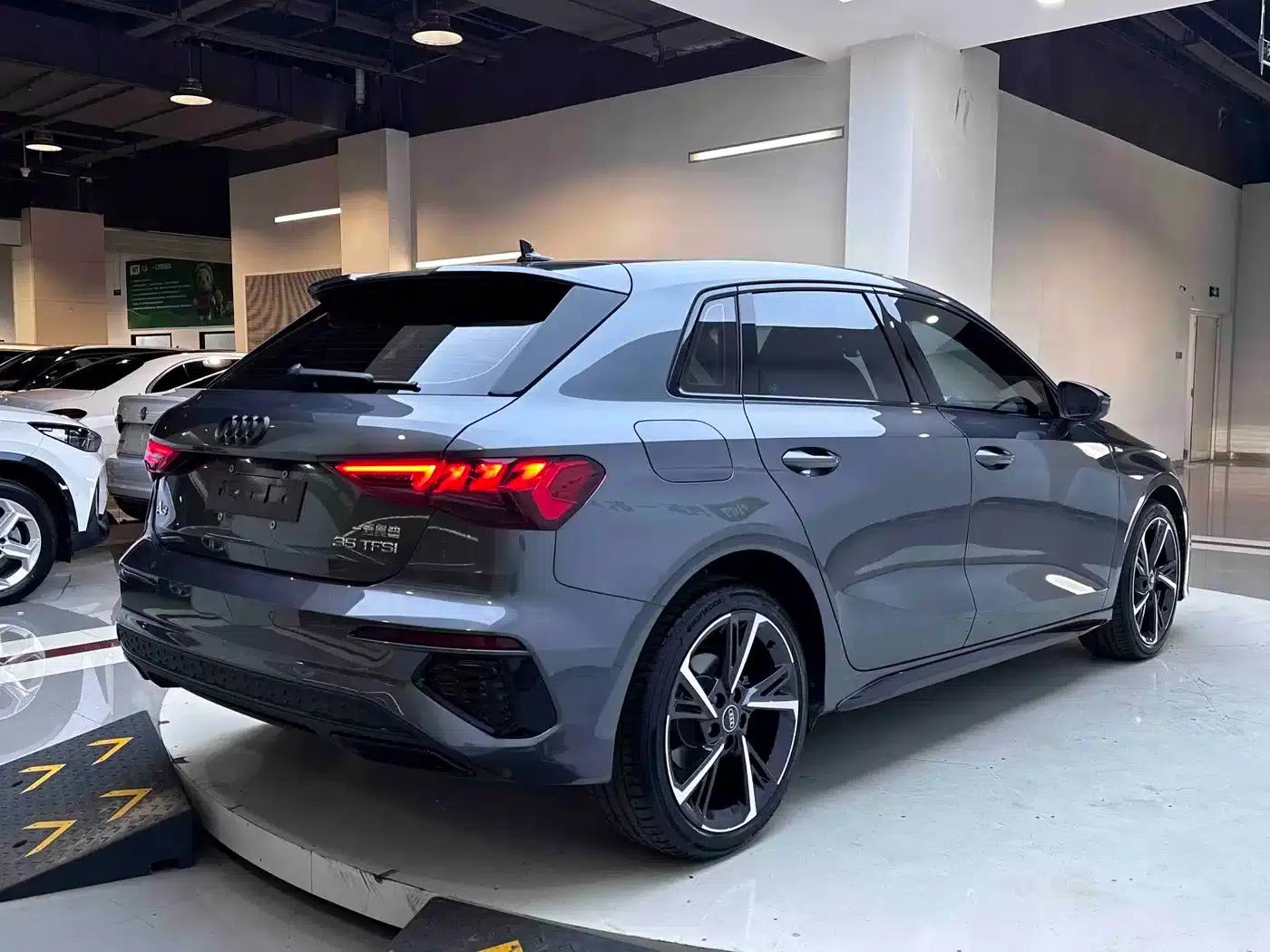 Audi A3 2022 Sportback 35 TFSI Fashion Sport — миниатюра 6