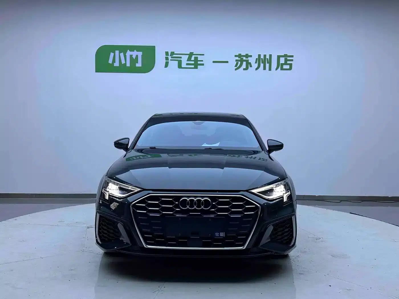 Audi A3 2022 Sportback 35 TFSI Luxury Sport — миниатюра 3