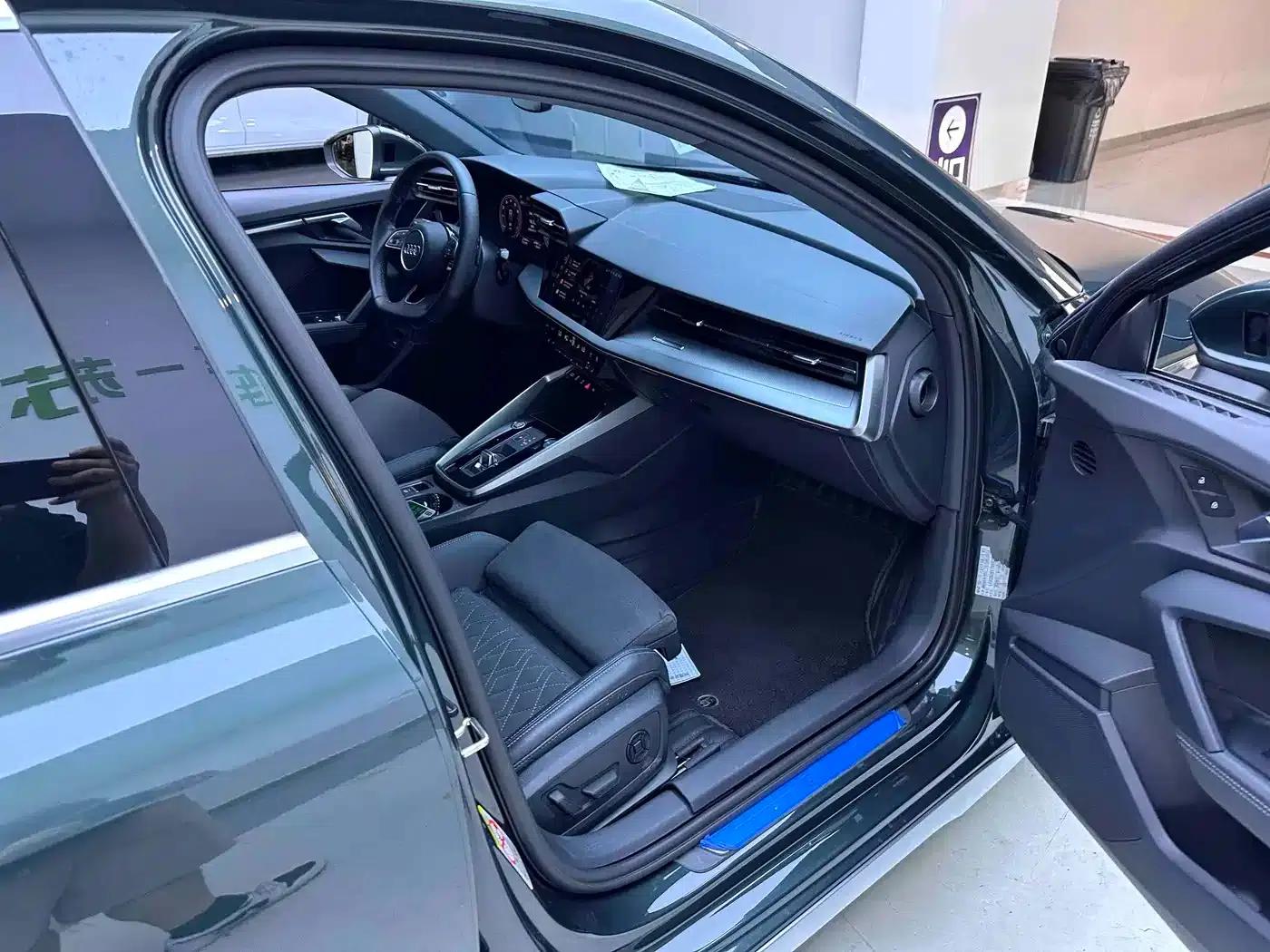 Audi A3 2022 Sportback 35 TFSI Luxury Sport — миниатюра 10