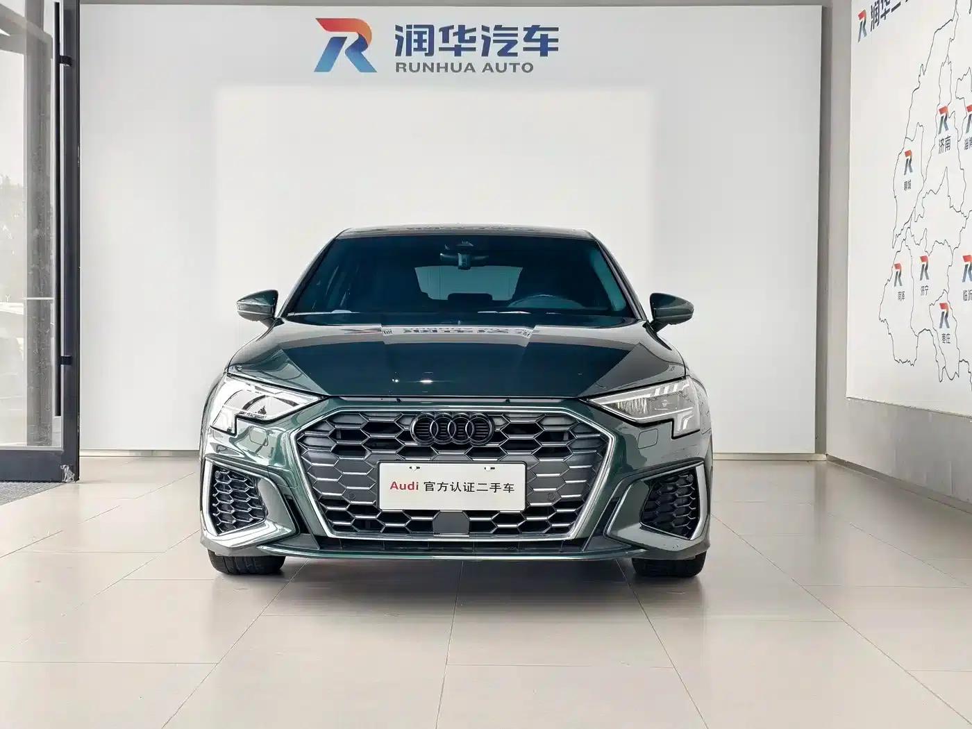 Audi A3 2021 Sportback 35 TFSI Fashion Sport — миниатюра 2