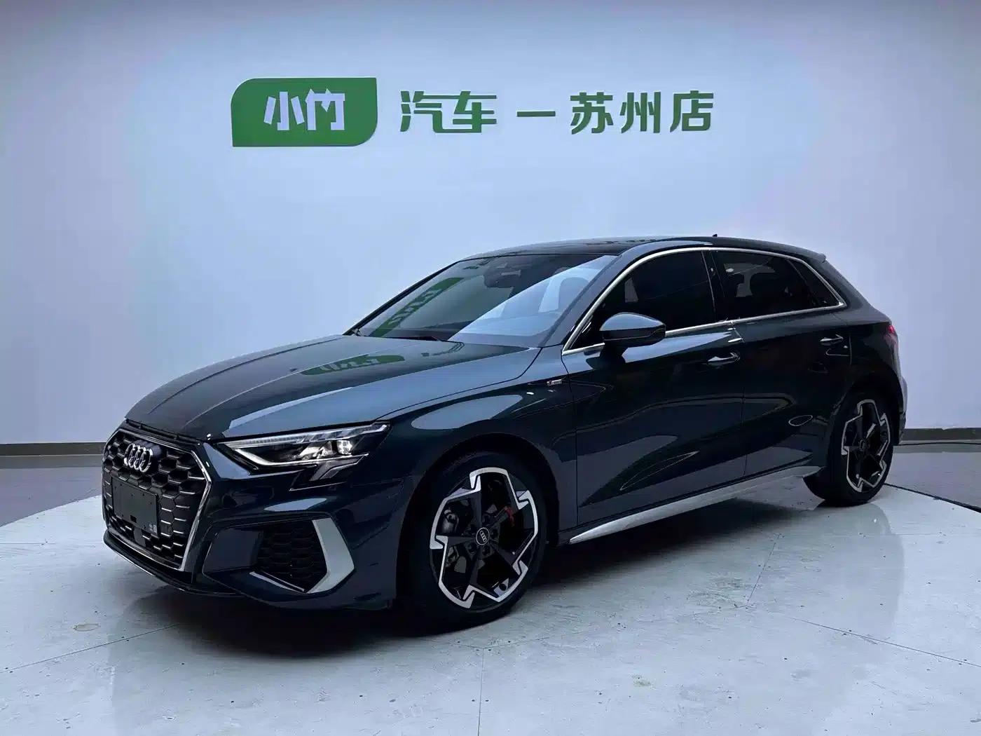 Audi A3 2023 Facelift Sportback 35 TFSI Luxury Sport — миниатюра 1