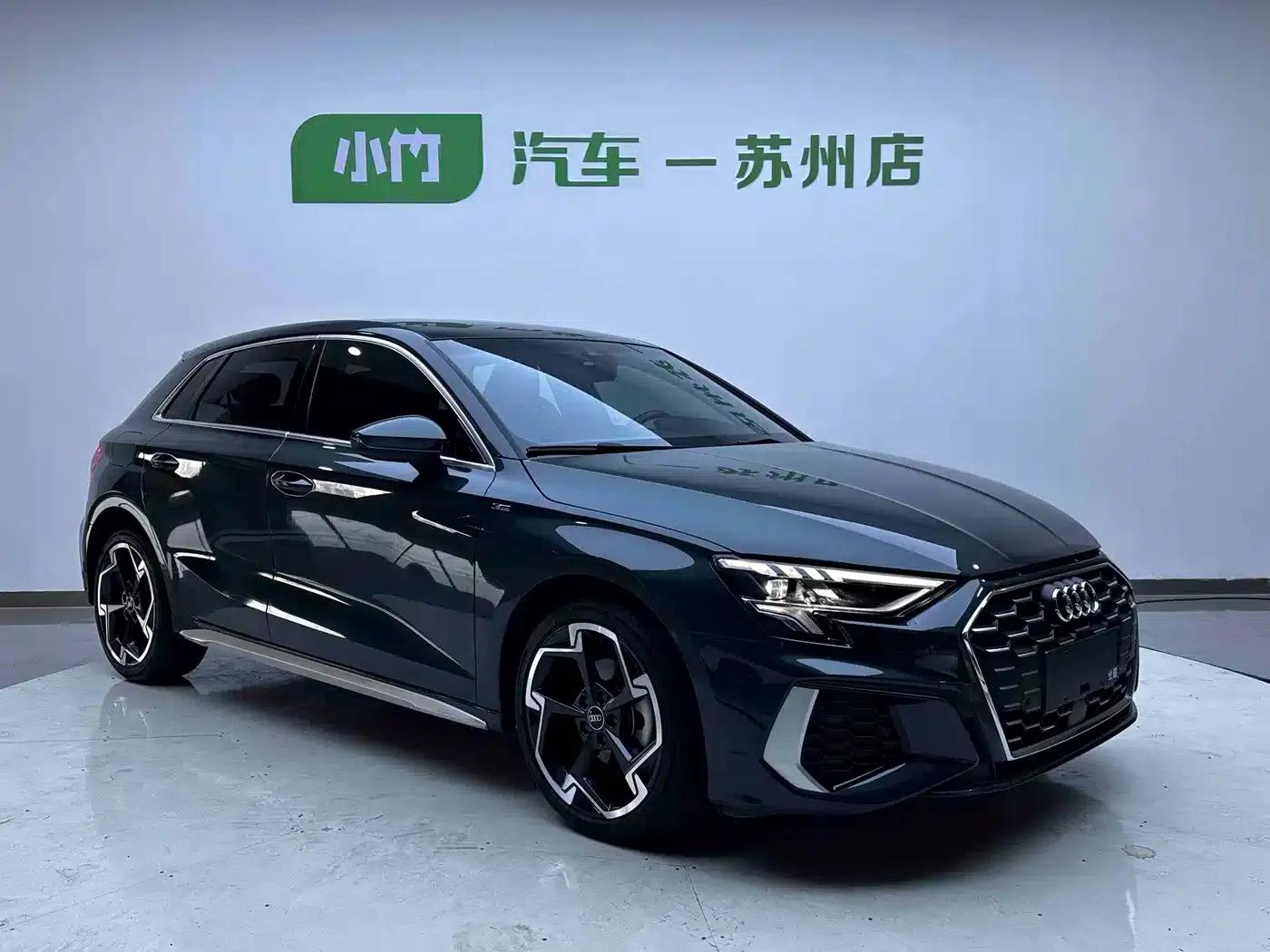 Audi A3 2023 Facelift Sportback 35 TFSI Luxury Sport — миниатюра 3