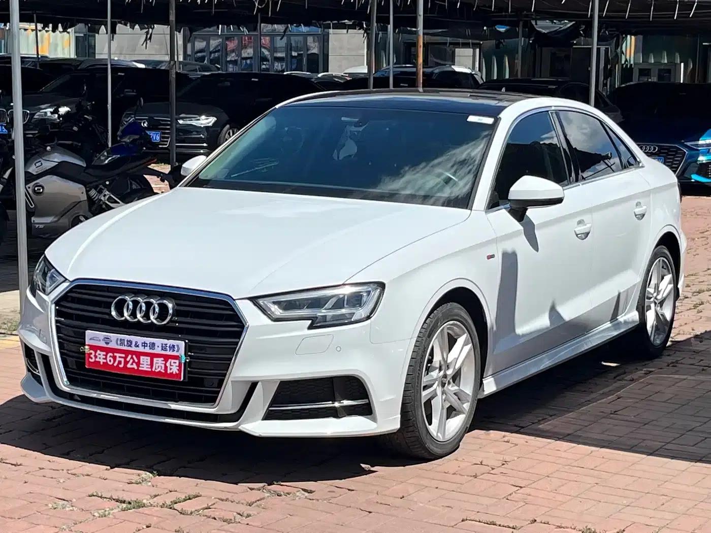 Audi A3 2019 Limousine 35 TFSI Fashion Edition (National V Emission Standard) — миниатюра 1