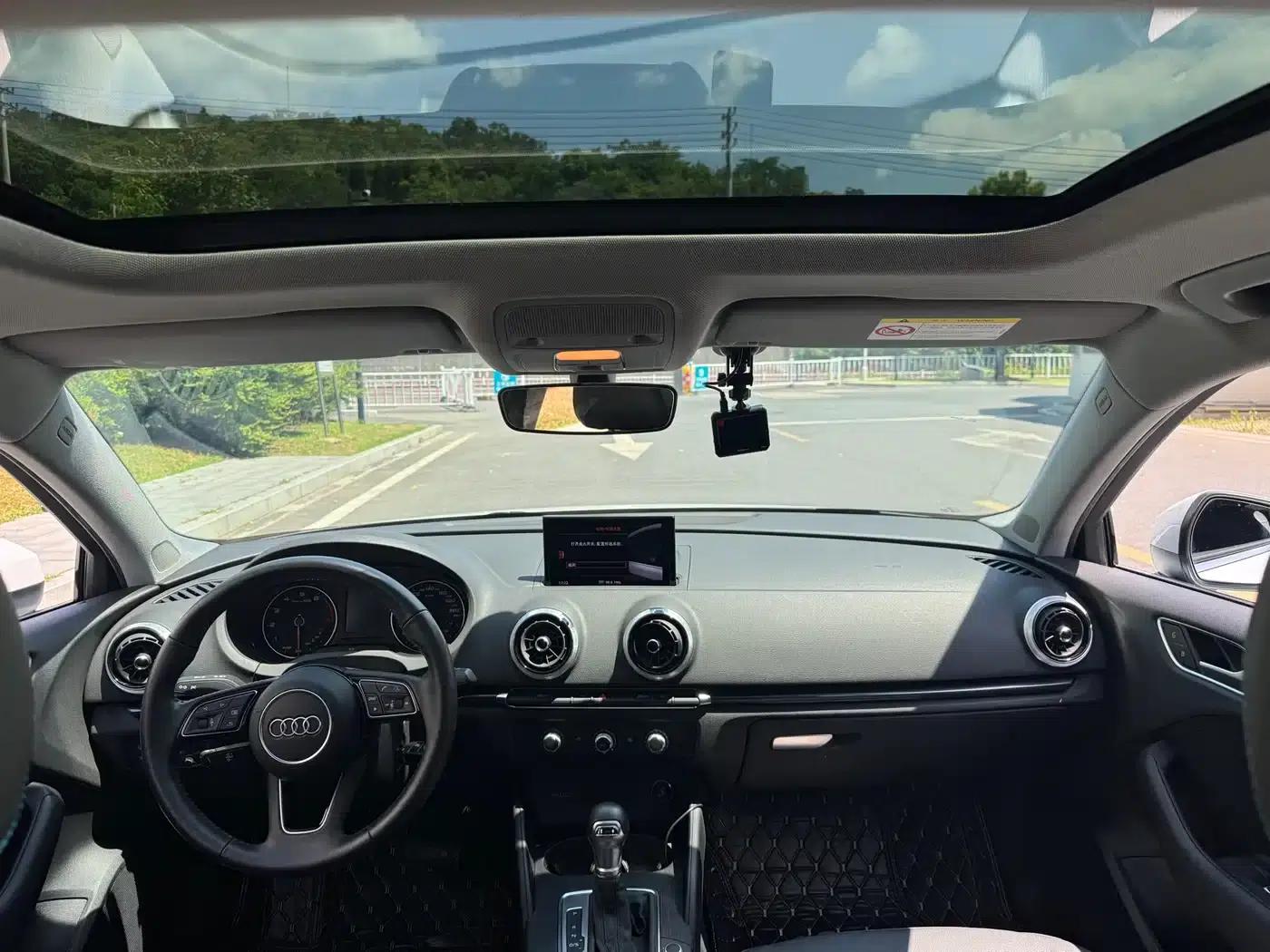 Audi A3 2020 Limousine 35 TFSI Fashion Edition (National V Emission Standard) — миниатюра 16