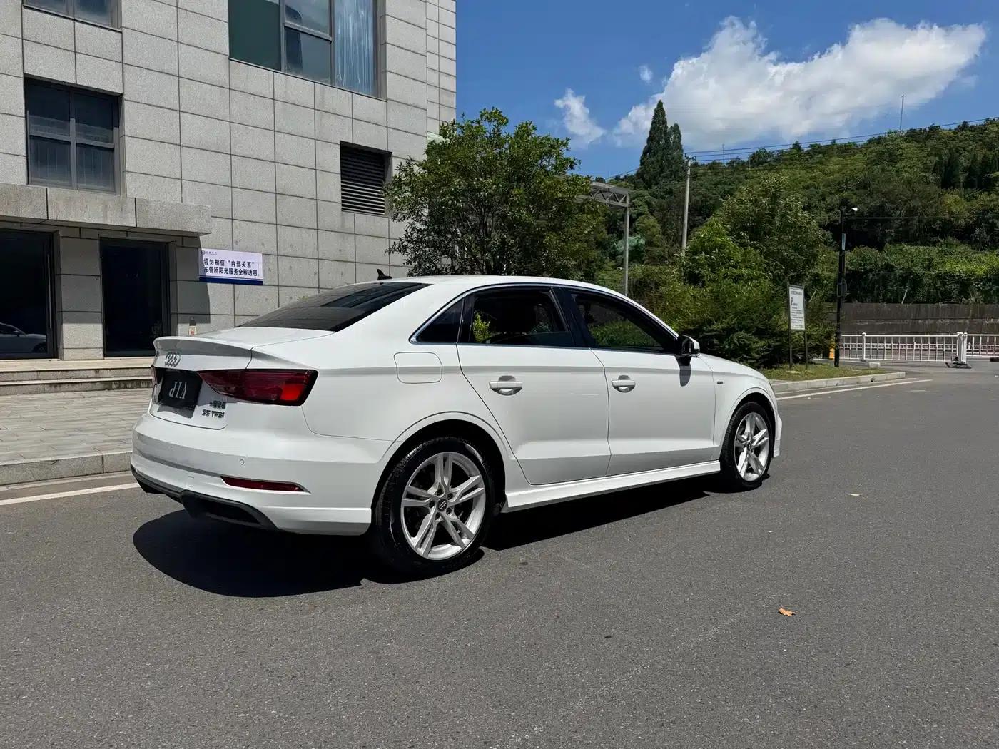 Audi A3 2020 Limousine 35 TFSI Fashion Edition (National V Emission Standard) — миниатюра 5