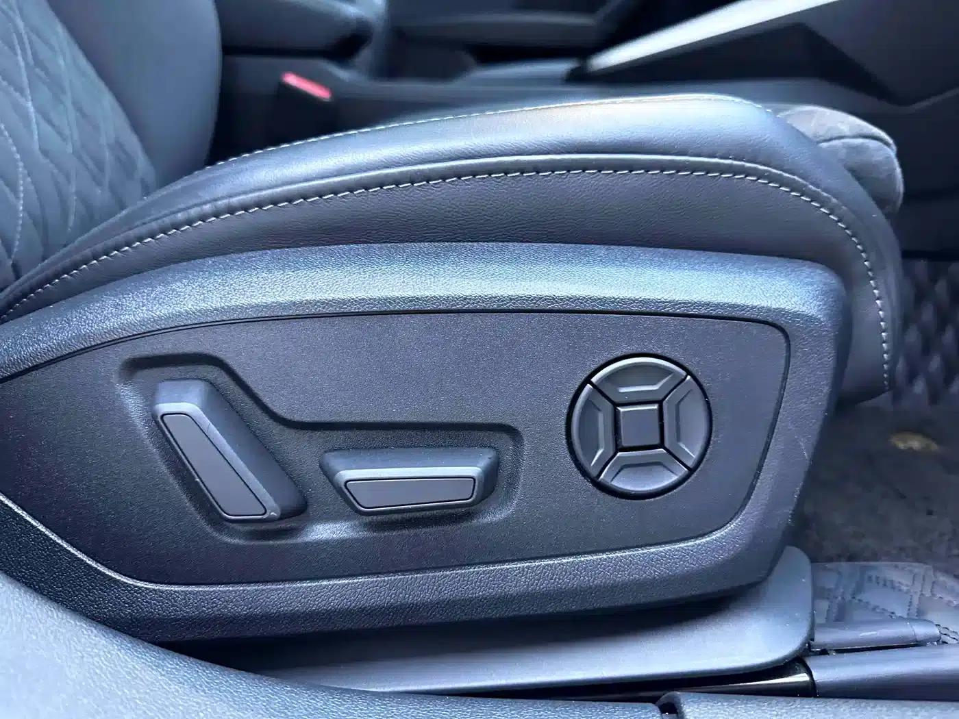 Audi A3 2023 Sportback 35 TFSI Luxury Sport — миниатюра 17