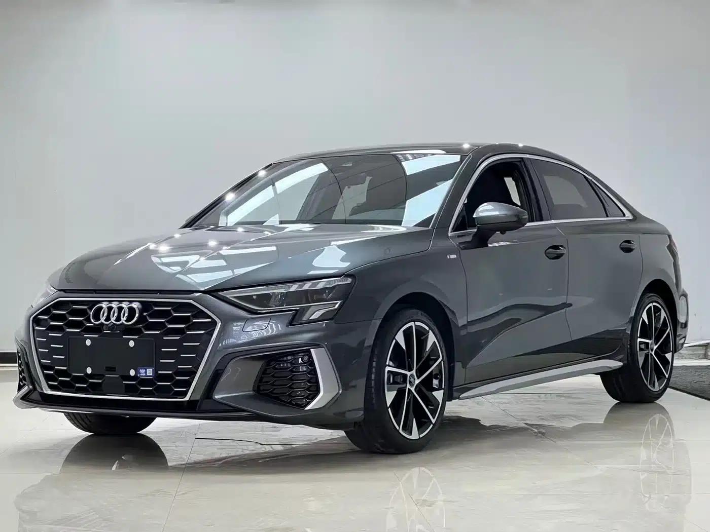 Audi A3 2023 Facelift A3L Limousine 35 TFSI Sporty Edition — миниатюра 1