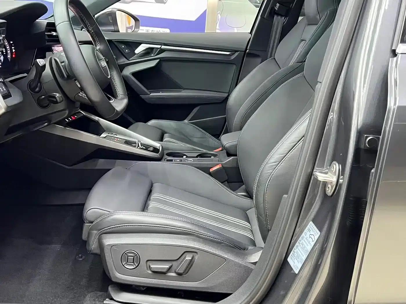 Audi A3 2023 Facelift A3L Limousine 35 TFSI Sporty Edition — миниатюра 14