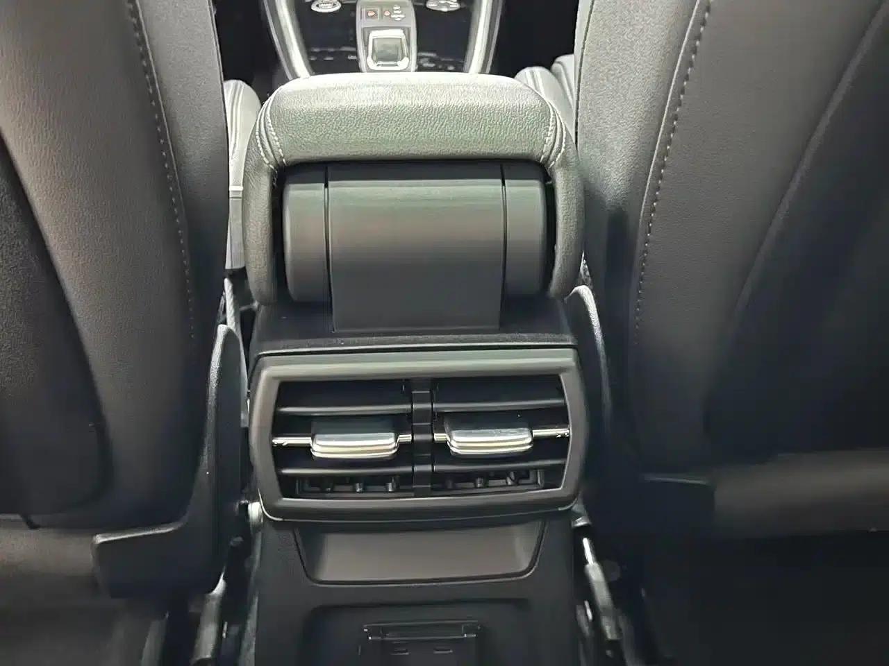 Audi A3 2023 Facelift A3L Limousine 35 TFSI Sporty Edition — миниатюра 8