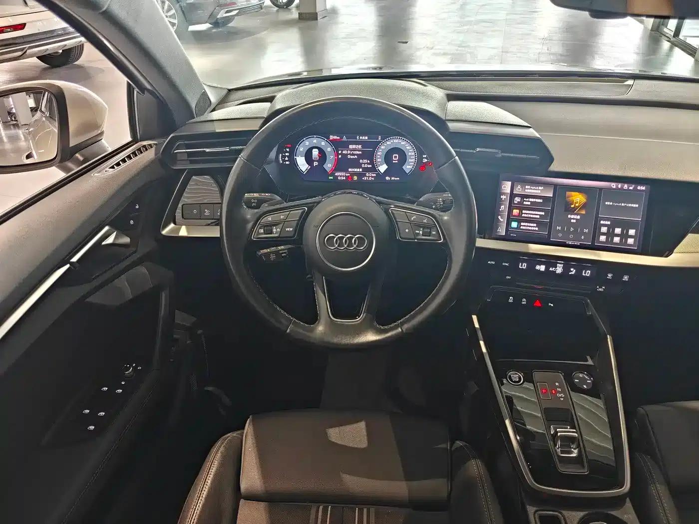 Audi A3 2023 Sportback 35 TFSI Fashion Sport — миниатюра 11
