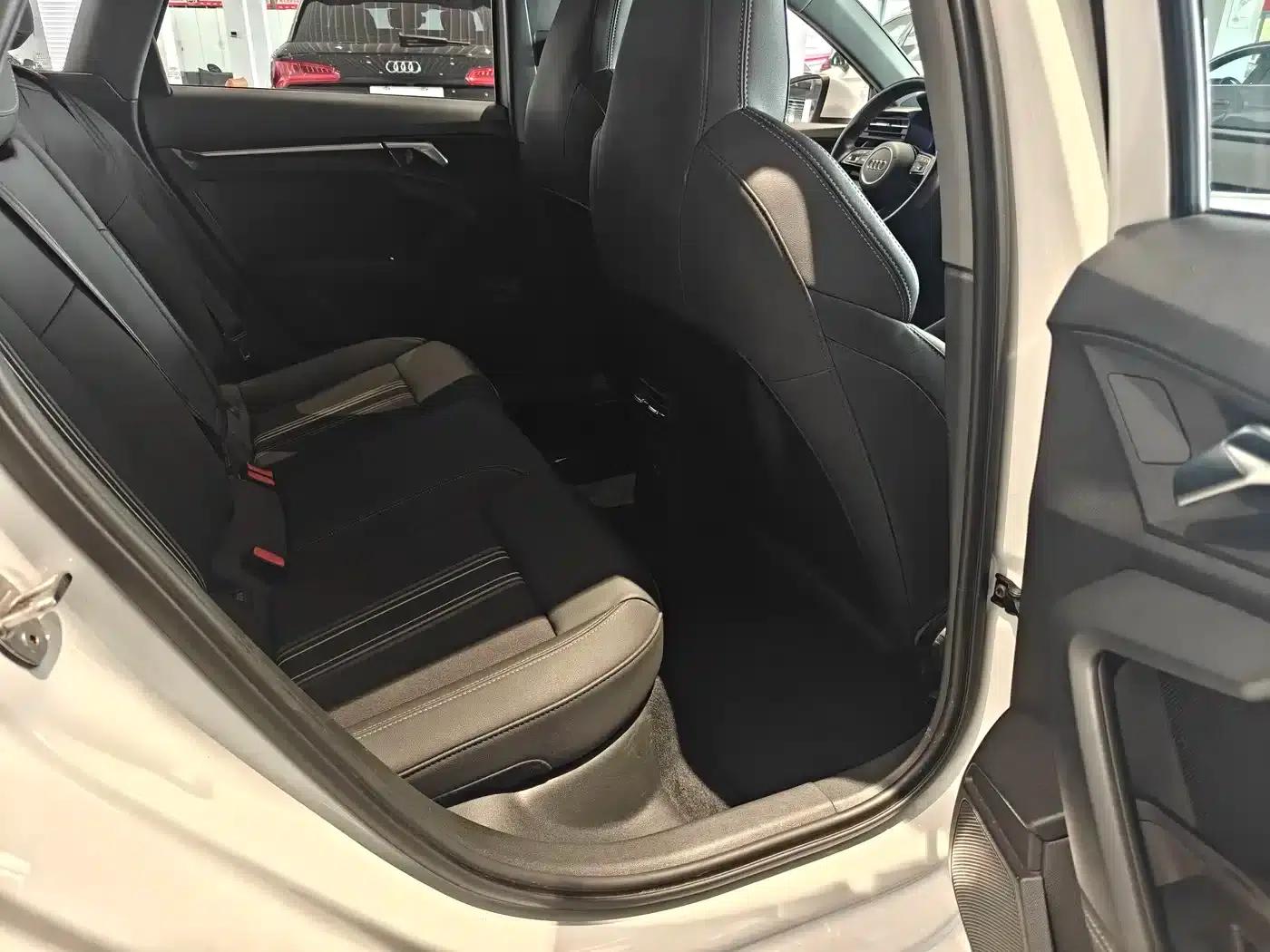 Audi A3 2023 Sportback 35 TFSI Fashion Sport — миниатюра 8