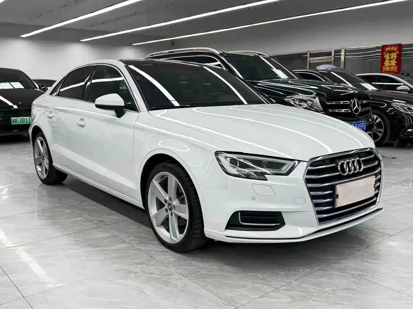 Audi A3 2019 Limousine 35 TFSI Fashion Edition (National V Emission Standard) — миниатюра 3