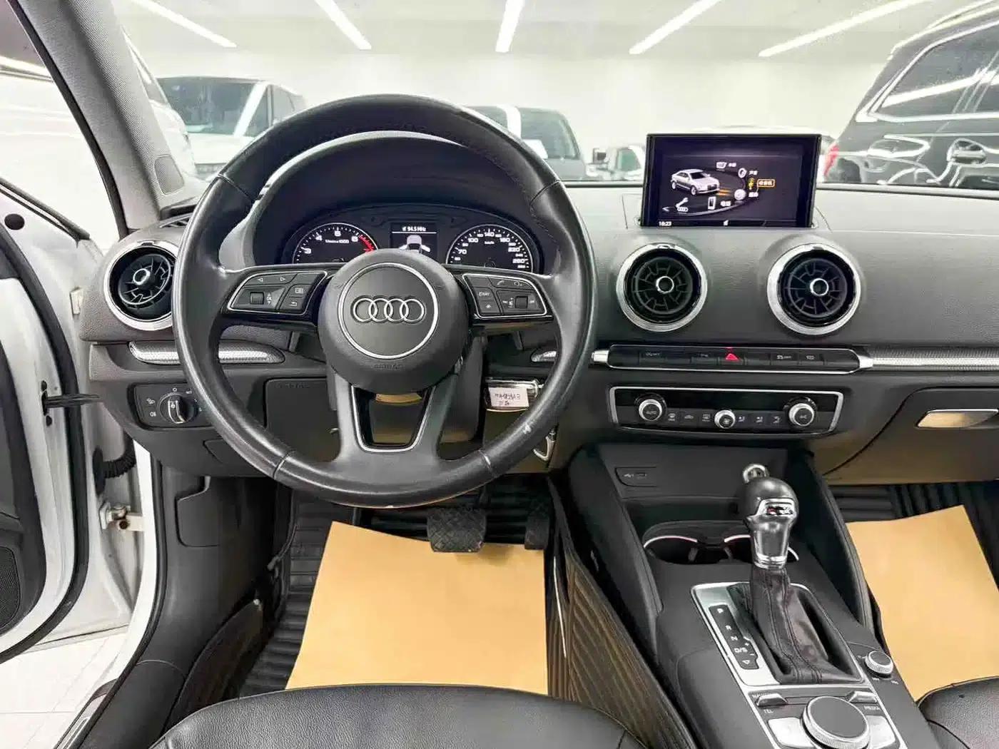 Audi A3 2019 Limousine 35 TFSI Fashion Edition (National V Emission Standard) — миниатюра 10