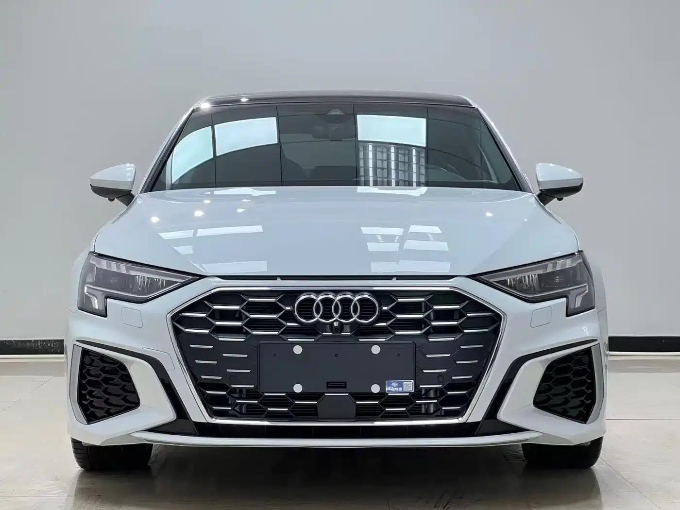 2022 Audi A3 A3L Limousine 35 TFSI Fashion Sport — миниатюра 2