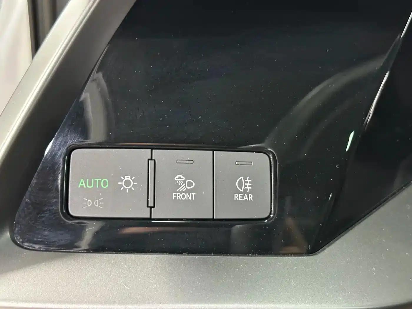 Audi A3 2023 Facelift A3L Limousine 35 TFSI Sporty Edition — миниатюра 29
