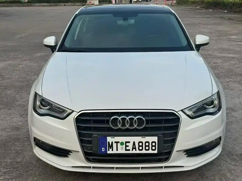 Audi A3 2014 Limousine 35 TFSI Automatic Fashion Edition — миниатюра 2