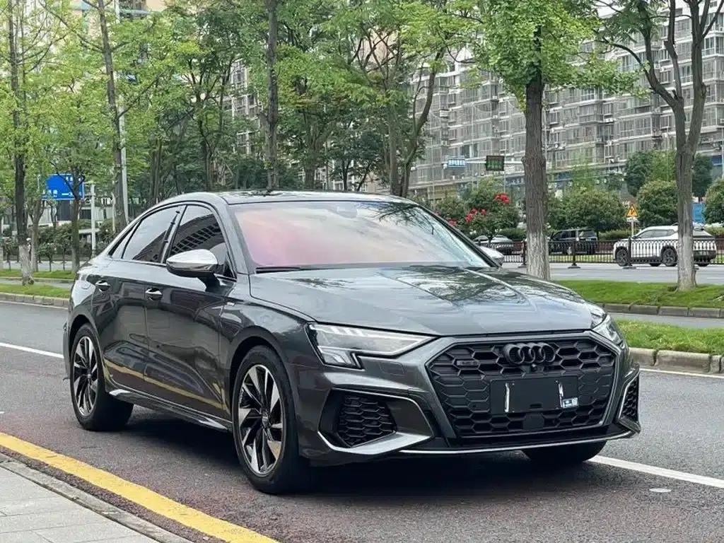 2022 Audi A3 A3L Limousine 35 TFSI Fashion Sport — миниатюра 3