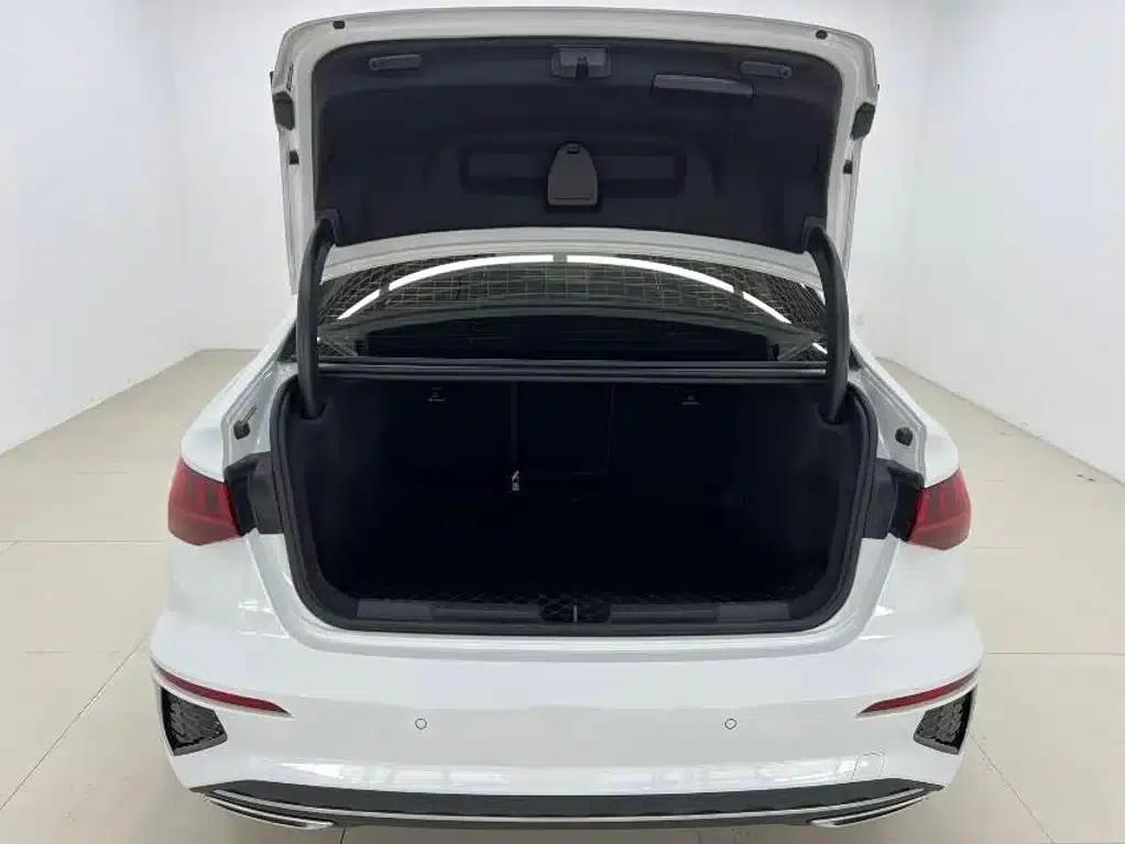 Audi A3 2023 Facelift A3L Limousine 35 TFSI Sporty Edition — миниатюра 8