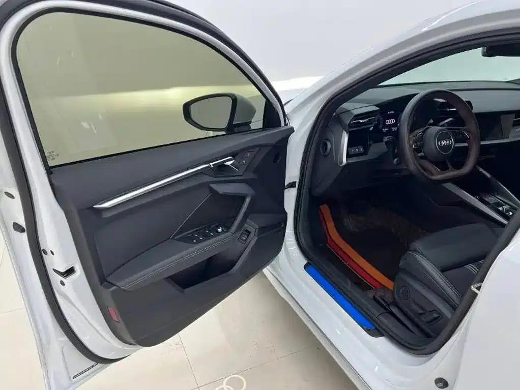 Audi A3 2023 Facelift A3L Limousine 35 TFSI Sporty Edition — миниатюра 9