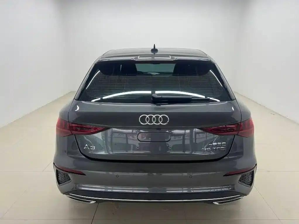Audi A3 2023 Facelift Sportback 35 TFSI Fashion Sporty Model — миниатюра 5