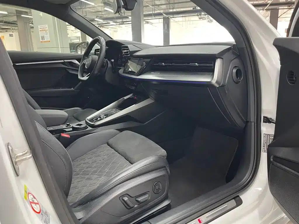 Audi A3 2023 Facelift A3L Limousine 35 TFSI Luxury Sport — миниатюра 9