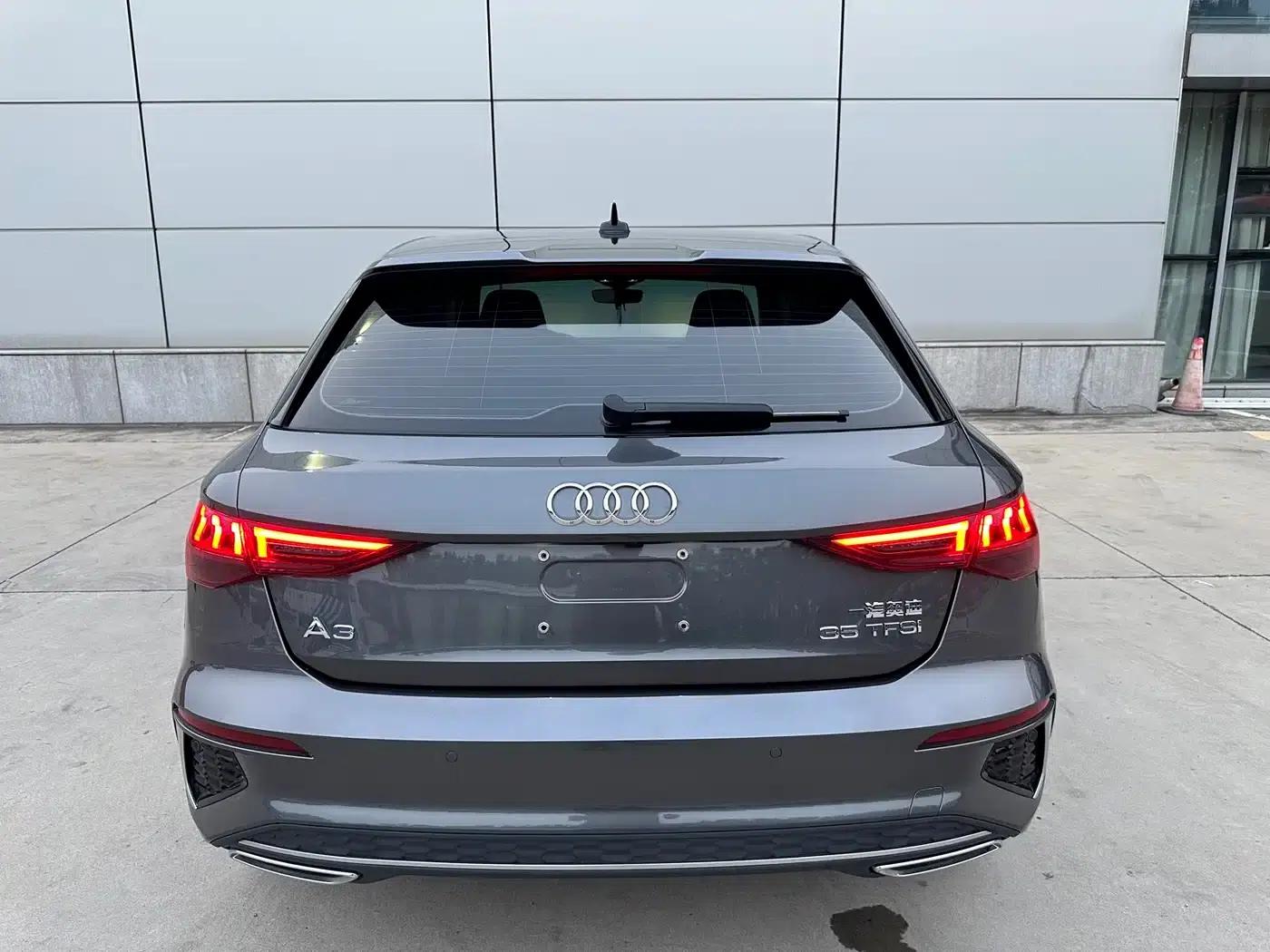 Audi A3 2023 Facelift Sportback 35 TFSI Fashion Sporty Model — миниатюра 16
