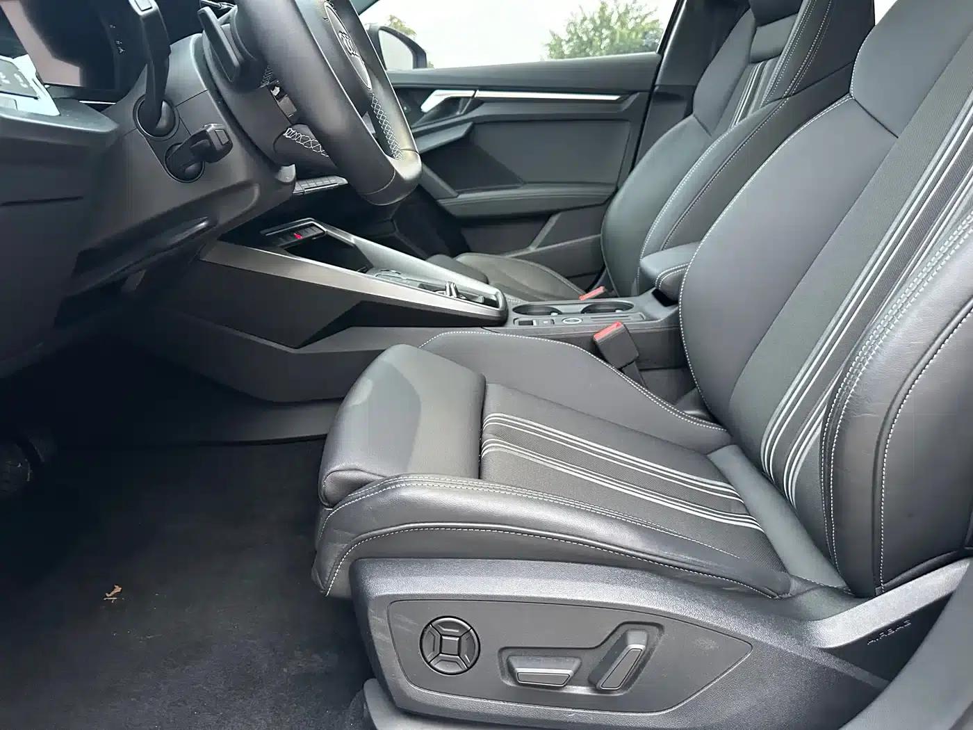 Audi A3 2023 Facelift Sportback 35 TFSI Fashion Sporty Model — миниатюра 5