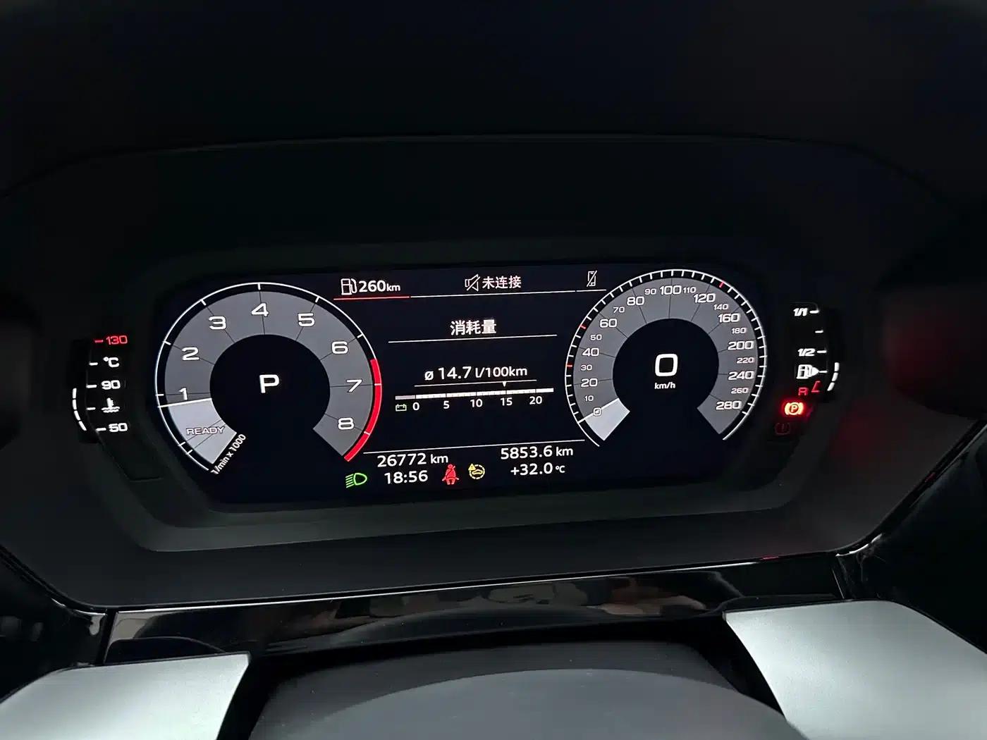 Audi A3 2023 Facelift Sportback 35 TFSI Fashion Sporty Model — миниатюра 6