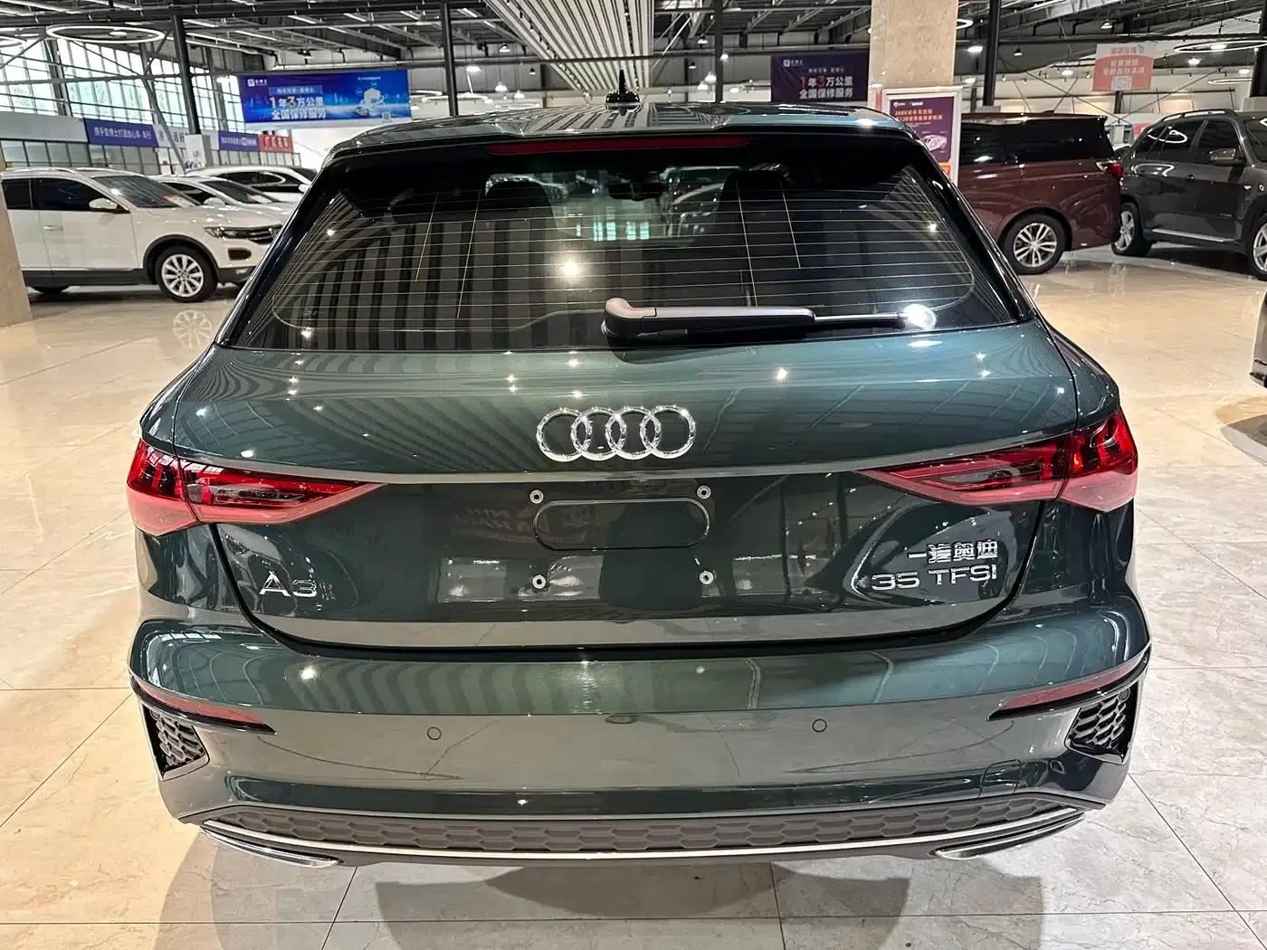 Audi A3 2023 Facelift Sportback 35 TFSI Fashion Sporty Model — миниатюра 14