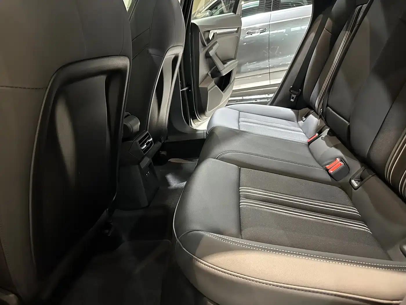 Audi A3 2023 Facelift Sportback 35 TFSI Fashion Sporty Model — миниатюра 9