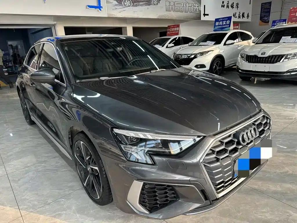 Audi A3 2021 Sportback 35 TFSI Fashion Sport — миниатюра 1