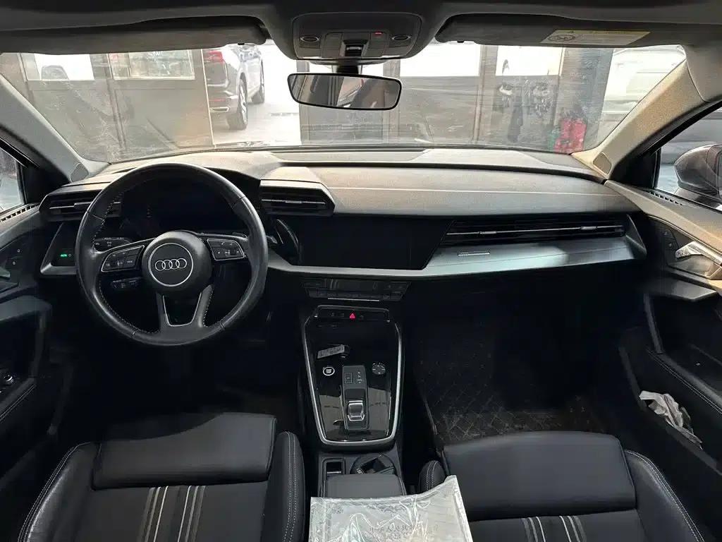 Audi A3 2021 Sportback 35 TFSI Fashion Sport — миниатюра 8