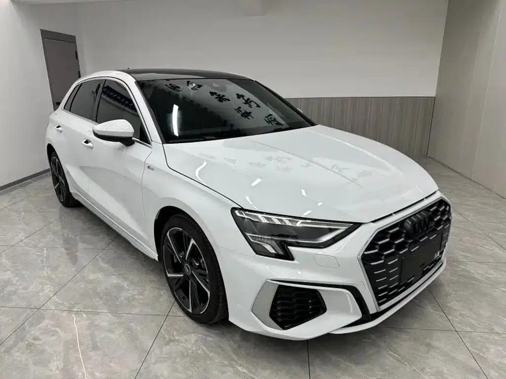 Audi A3 2022 Sportback 35 TFSI Fashion Sport — миниатюра 1
