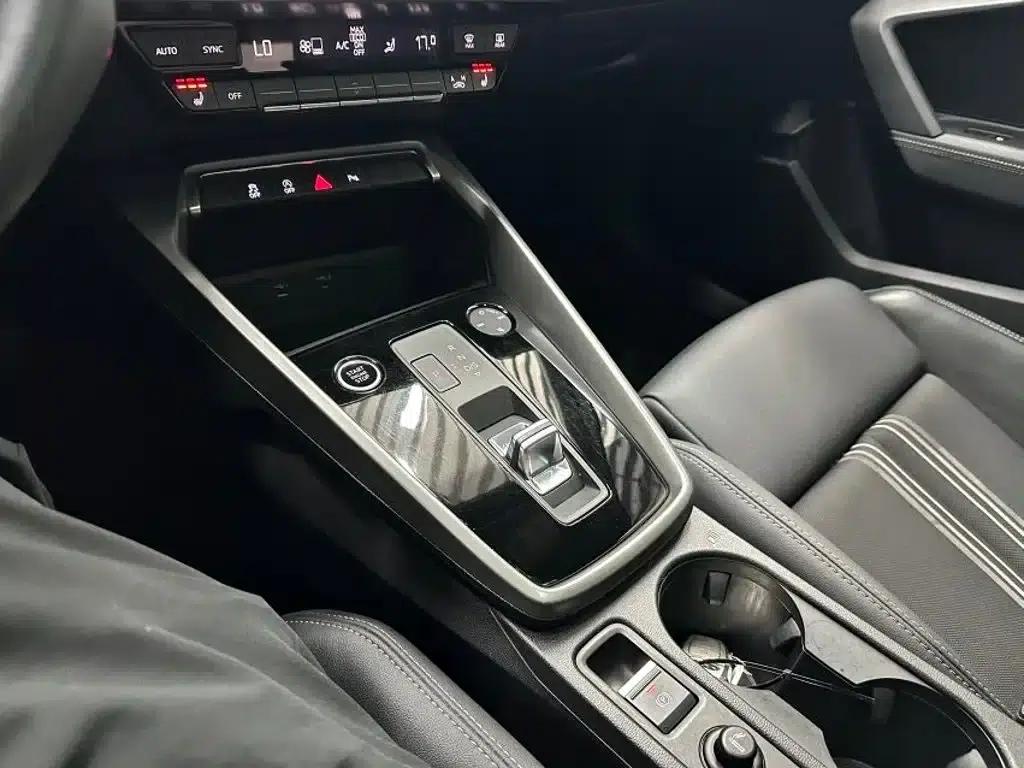 Audi A3 2022 Sportback 35 TFSI Fashion Sport — миниатюра 15
